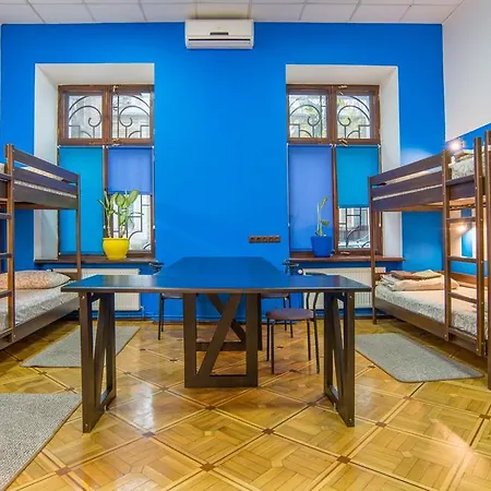 Hostel Berloga *